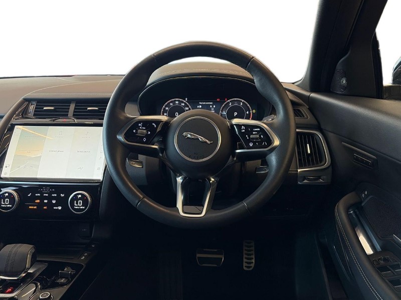 2024 (24) JAGUAR E-PACE 2.0 D200 R-Dynamic SE Black 5dr Auto 5975162