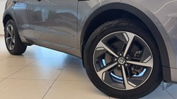 2024 (24) JAGUAR E-PACE 2.0 D200 R-Dynamic SE Black 5dr Auto 5975194