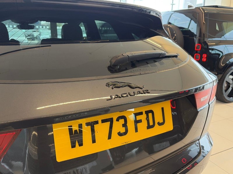 2023 (73) JAGUAR E-PACE 1.5 P300e R-Dynamic HSE Black 5dr Auto 5993602