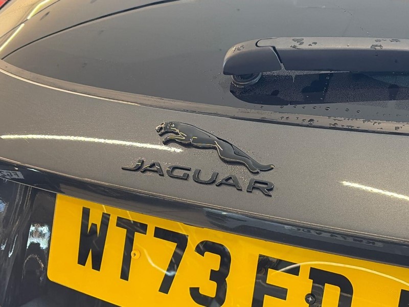 2023 (73) JAGUAR E-PACE 1.5 P300e R-Dynamic HSE Black 5dr Auto 5993601