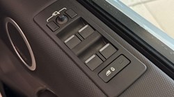 2024 (73) LAND ROVER DISCOVERY 3.0 D300 Dynamic HSE 5dr Auto 5977451