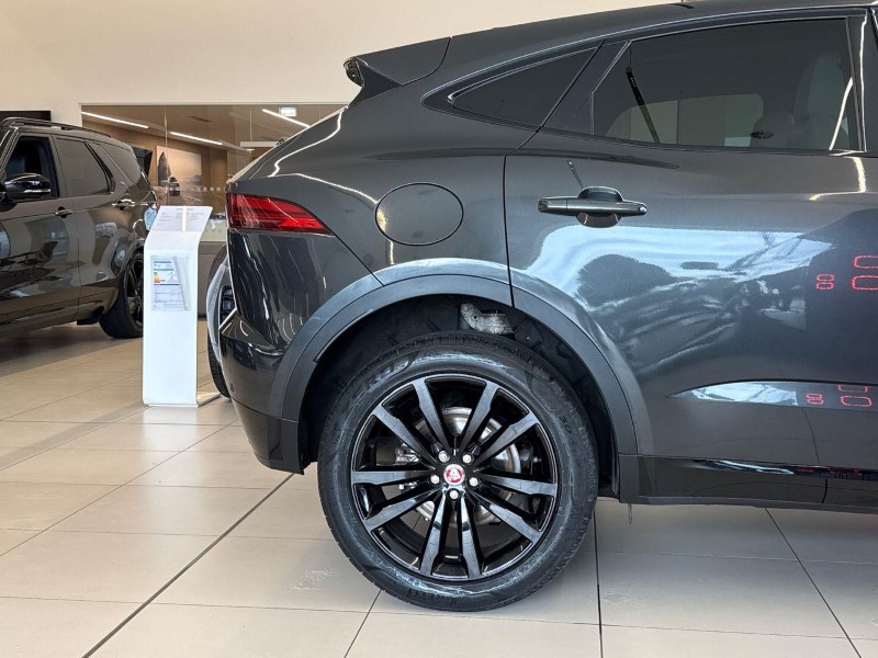 2023 (23) JAGUAR E-PACE 2.0 D200 R-Dynamic Black 5dr Auto 5985056