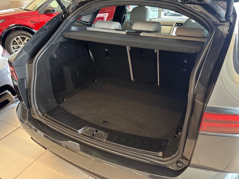 2023 (23) JAGUAR E-PACE 2.0 D200 R-Dynamic Black 5dr Auto 5985042