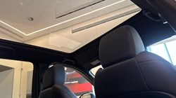 2020 (69) LAND ROVER DISCOVERY SPORT 2.0 D180 R-Dynamic HSE 5dr Auto 5983939