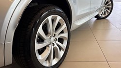 2020 (69) LAND ROVER DISCOVERY SPORT 2.0 D180 R-Dynamic HSE 5dr Auto 5983966