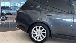 2022 (72) LAND ROVER RANGE ROVER 3.0 D350 SE 4dr Auto 5990137