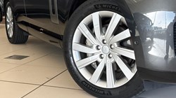 2022 (72) LAND ROVER RANGE ROVER 3.0 D350 SE 4dr Auto 5990128