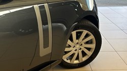 2022 (72) LAND ROVER RANGE ROVER 3.0 D350 SE 4dr Auto 5990133