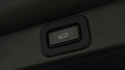 2022 (72) LAND ROVER RANGE ROVER 3.0 D350 SE 4dr Auto 5990124