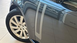 2022 (72) LAND ROVER RANGE ROVER 3.0 D350 SE 4dr Auto 5990104
