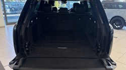 2022 (72) LAND ROVER RANGE ROVER 3.0 D350 SE 4dr Auto 5990094