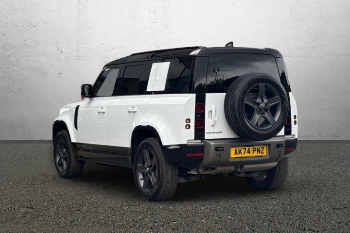 2024 (74) LAND ROVER DEFENDER 3.0 D250 X-Dynamic SE 110 5dr Auto