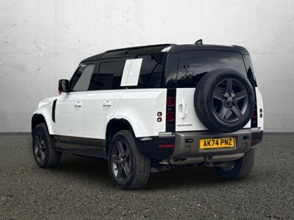 2024 (74) LAND ROVER DEFENDER 3.0 D250 X-Dynamic SE 110 5dr Auto