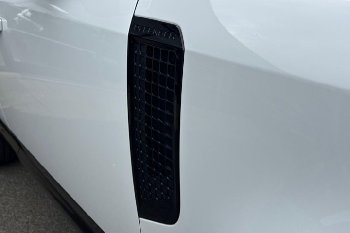 2024 (74) LAND ROVER DEFENDER 3.0 D250 X-Dynamic SE 110 5dr Auto 5663081