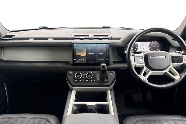 2024 (74) LAND ROVER DEFENDER 3.0 D250 X-Dynamic SE 110 5dr Auto 5663070