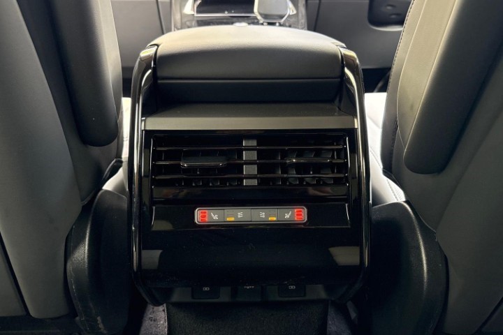 2026 (26) LAND ROVER RANGE ROVER SPORT 3.0 P460e Dynamic SE 5dr Auto 5640228