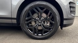 2022 (22) LAND ROVER RANGE ROVER EVOQUE 2.0 D200 R-Dynamic SE 5dr Auto 5680189