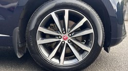 2023 (23) JAGUAR F-PACE 2.0 D200 R-Dynamic SE 5dr Auto AWD 5677577