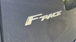 2023 (23) JAGUAR F-PACE 2.0 D200 R-Dynamic SE 5dr Auto AWD 5677619