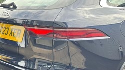 2023 (23) JAGUAR F-PACE 2.0 D200 R-Dynamic SE 5dr Auto AWD 5677620