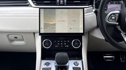 2023 (23) JAGUAR F-PACE 2.0 D200 R-Dynamic SE 5dr Auto AWD 5677583