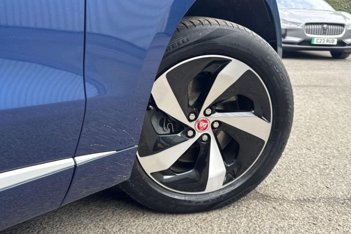 2022 (72) JAGUAR F-PACE 2.0 D200 R-Dynamic S 5dr Auto AWD 5678815