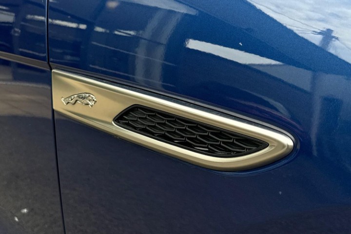 2022 (72) JAGUAR F-PACE 2.0 D200 R-Dynamic S 5dr Auto AWD 5678783