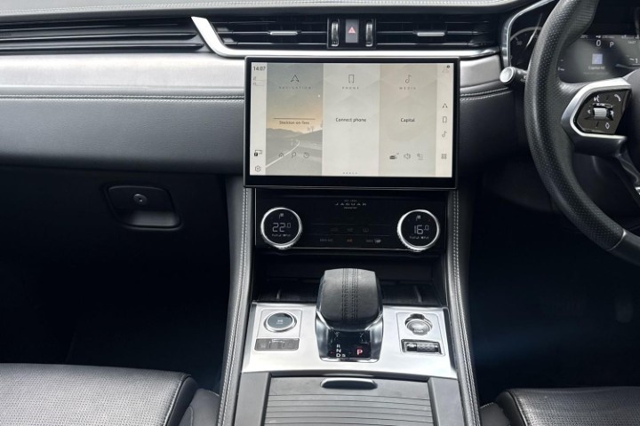 2022 (72) JAGUAR F-PACE 2.0 D200 R-Dynamic S 5dr Auto AWD 5678778