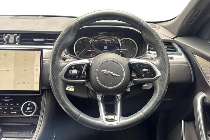 2022 (72) JAGUAR F-PACE 2.0 D200 R-Dynamic S 5dr Auto AWD 5678779