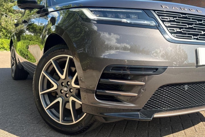 2025 (25) LAND ROVER RANGE ROVER VELAR 2.0 P400e Autobiography 5dr Auto [Revised] 5717276