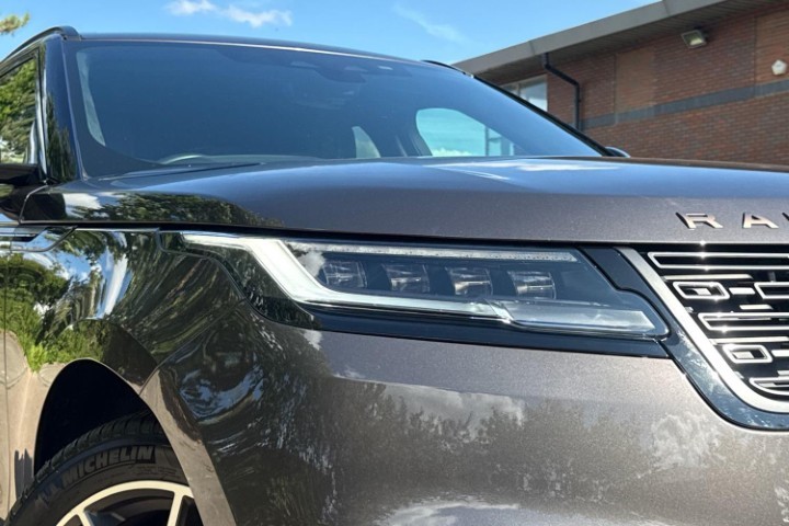 2025 (25) LAND ROVER RANGE ROVER VELAR 2.0 P400e Autobiography 5dr Auto [Revised] 5717249
