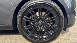 2026 (26) LAND ROVER RANGE ROVER 3.0 D300 Edition 4dr Auto 5667449