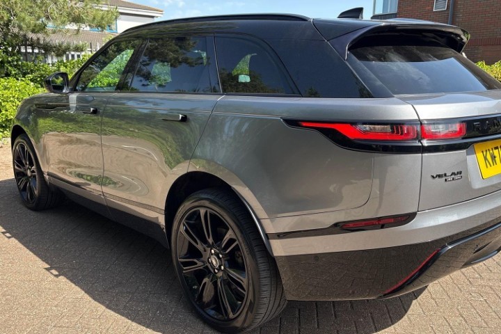 2020 (70) LAND ROVER RANGE ROVER VELAR 2.0 D240 R-Dynamic HSE 5dr Auto 5681519