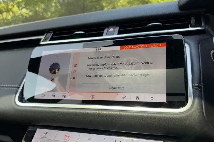 2020 (70) LAND ROVER RANGE ROVER VELAR 2.0 D240 R-Dynamic HSE 5dr Auto 5681504