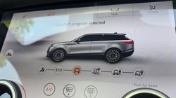 2020 (70) LAND ROVER RANGE ROVER VELAR 2.0 D240 R-Dynamic HSE 5dr Auto 5681500