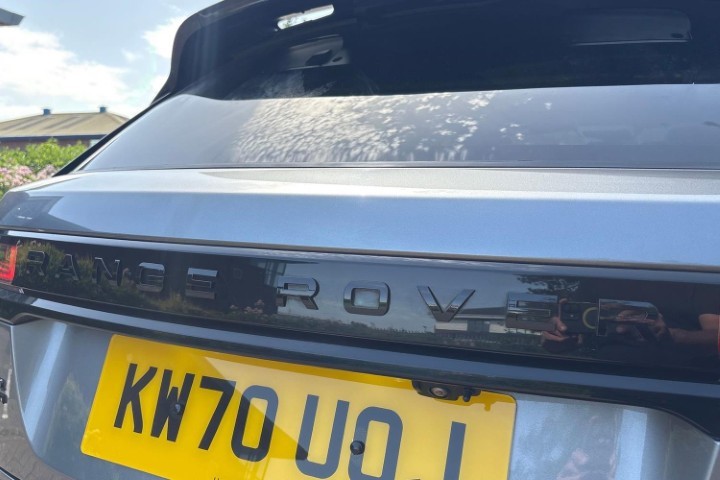 2020 (70) LAND ROVER RANGE ROVER VELAR 2.0 D240 R-Dynamic HSE 5dr Auto 5681513