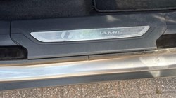 2020 (70) LAND ROVER RANGE ROVER VELAR 2.0 D240 R-Dynamic HSE 5dr Auto 5681506