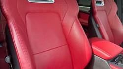 2023 (23) JAGUAR F-PACE 2.0 D200 R-Dynamic SE Black 5dr Auto AWD 5736526