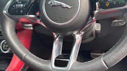 2023 (23) JAGUAR F-PACE 2.0 D200 R-Dynamic SE Black 5dr Auto AWD 5736527