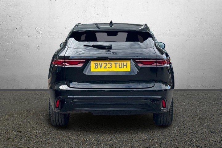 2023 (23) JAGUAR F-PACE 2.0 D200 R-Dynamic SE Black 5dr Auto AWD 5736506