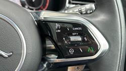 2023 (23) JAGUAR F-PACE 2.0 D200 R-Dynamic HSE Black 5dr Auto AWD 5720190