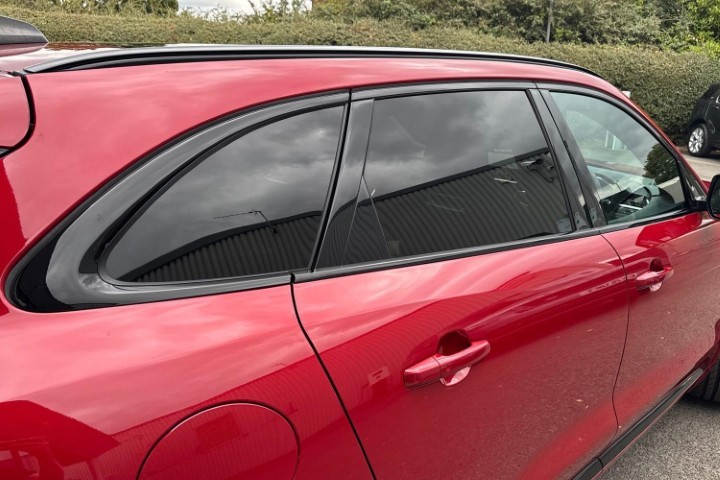 2023 (23) JAGUAR F-PACE 2.0 D200 R-Dynamic HSE Black 5dr Auto AWD 5720214