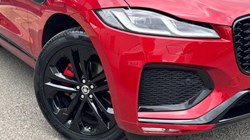 2023 (23) JAGUAR F-PACE 2.0 D200 R-Dynamic HSE Black 5dr Auto AWD 5720205