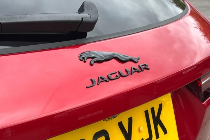 2023 (23) JAGUAR F-PACE 2.0 D200 R-Dynamic HSE Black 5dr Auto AWD 5720208