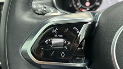 2023 (23) JAGUAR F-PACE 2.0 D200 R-Dynamic HSE Black 5dr Auto AWD 5720189