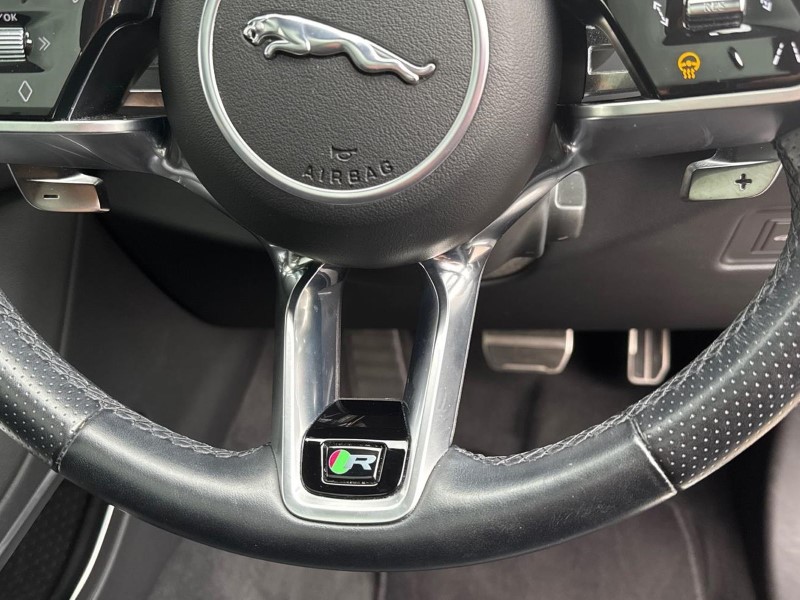 2022 (72) JAGUAR F-PACE 2.0 D200 R-Dynamic Black 5dr Auto AWD 5722767