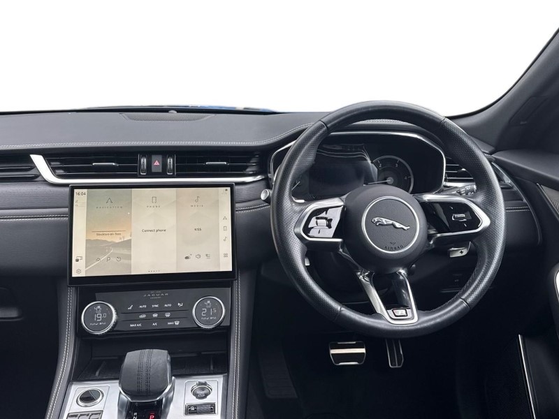 2022 (72) JAGUAR F-PACE 2.0 D200 R-Dynamic Black 5dr Auto AWD 5722749
