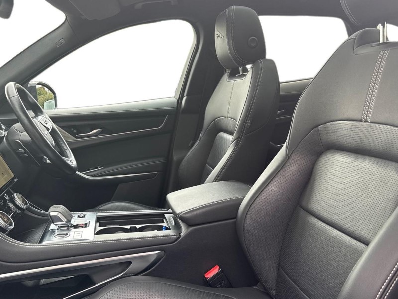2022 (72) JAGUAR F-PACE 2.0 D200 R-Dynamic Black 5dr Auto AWD 5722743