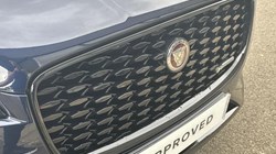 2022 (72) JAGUAR F-PACE 2.0 D200 R-Dynamic Black 5dr Auto AWD 5722785