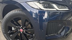 2022 (72) JAGUAR F-PACE 2.0 D200 R-Dynamic Black 5dr Auto AWD 5722784